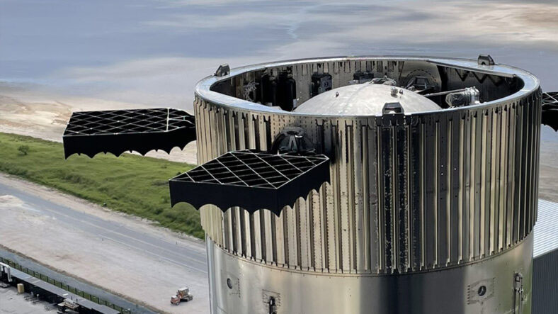 spacex delikli kanay