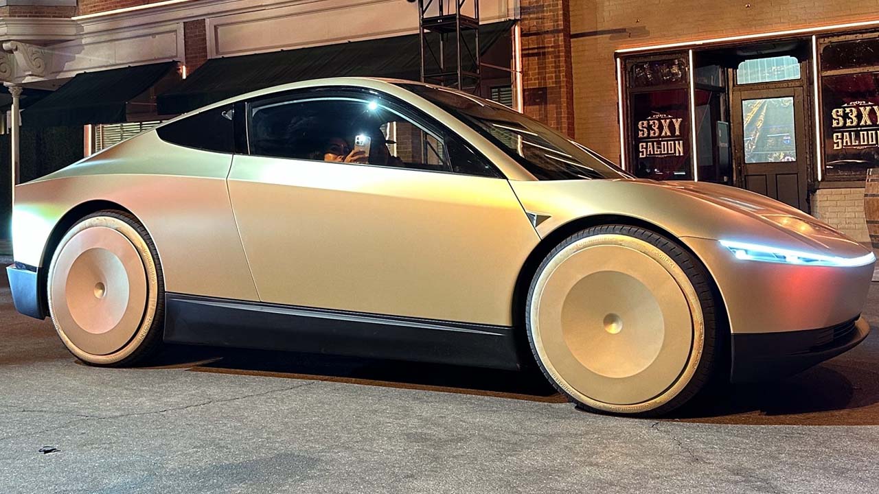 Tesla robotaksi testlerine başlıyor