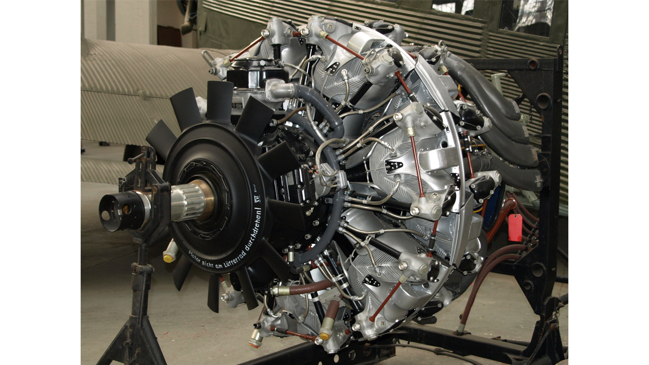 BMW’nin 801 radyal uçak motoru