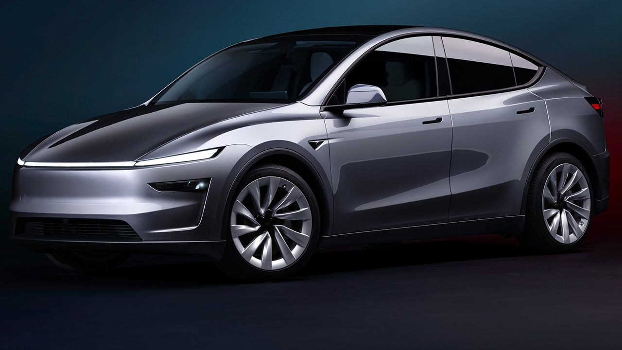 Tesla İzmir bayisi açıldı