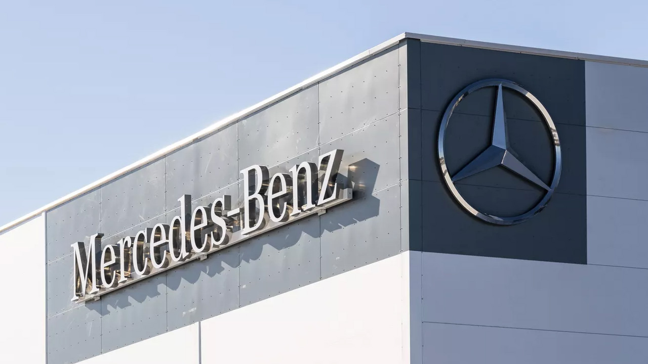 Mercedes-Benz'den çalışanlara inanılmaz teklif