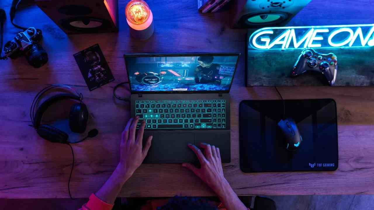 asus v16 yeni dizüstü bilgisayar