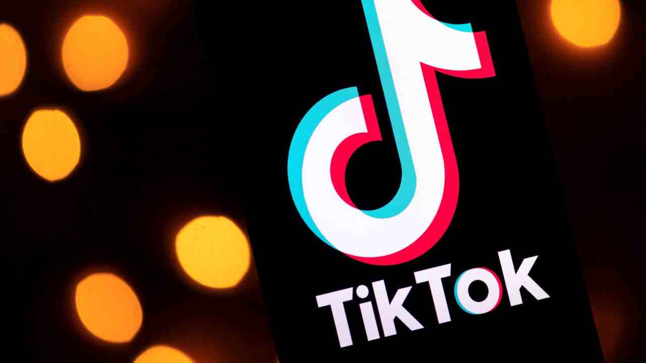 tiktok'ta keşfete düşmek